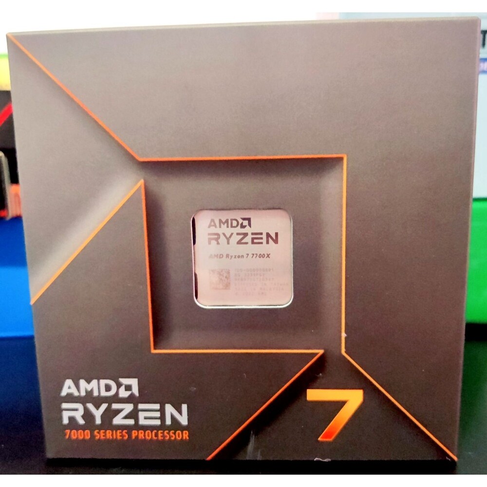 AMD Ryzen 7 7700x Processor (5.4 GHz, 8 Cores, LGA 1718/Socket AM5) NEW